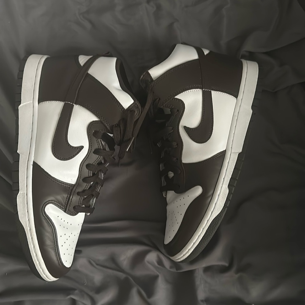 Nike Dunk High - image 1